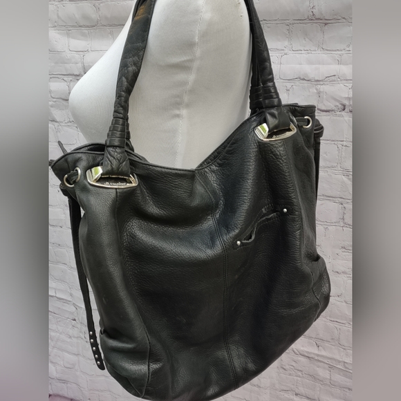B. Makowsky Black Genuine Leather Slouchy Boho Bucket Bag - Picture 5 of 13